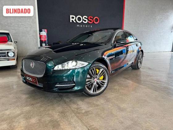 JAGUAR XJ 3.0 PORTFOLIO SUPERCHARGED V6 24V GASOLINA 4P AUTOMÁTICO